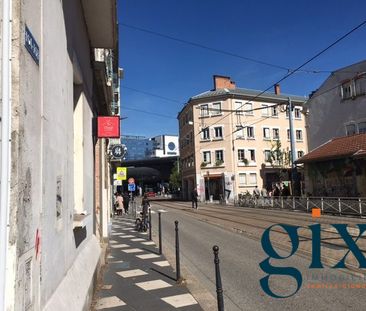 Location Appartement 2 pièces 38m² GRENOBLE 38000 - Photo 6