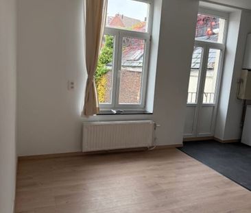 Appartement te huur - Photo 1