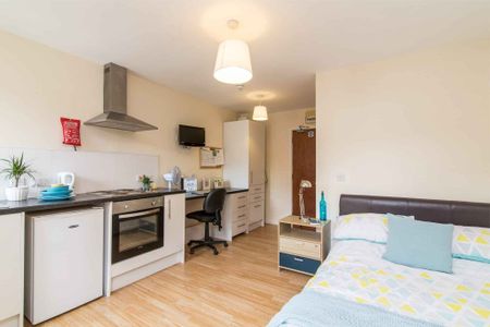 Gold Studio - Photo 3