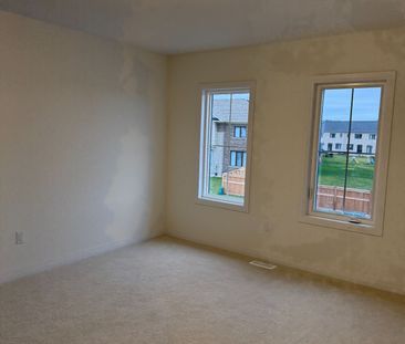 For Lease - 174 Aviron Crescent, Welland, Ontario - Photo 6