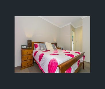 4x2 in Popular Emerald Park Estate! - Photo 6