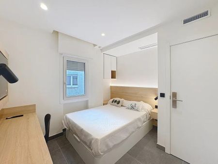 Calle Cuatro Amigos, Madrid, Community of Madrid 28029 - Photo 3