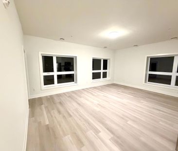 For Lease - 1100 Lackner Place Unit# 401, Kitchener, Ontario - Photo 2