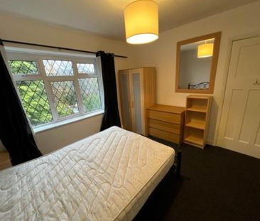 Eden Crescent (room 4), Burley, Leeds - Photo 3