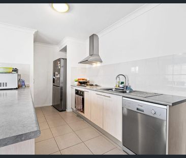 59 Glasson Drive, Orange NSW 2800 - Photo 6