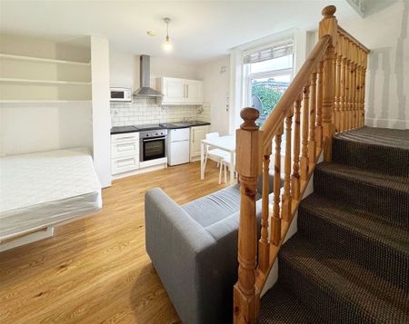 Apartment 4, 44 Goldsmith Street, Phibsborough, Dublin 7 - Photo 4