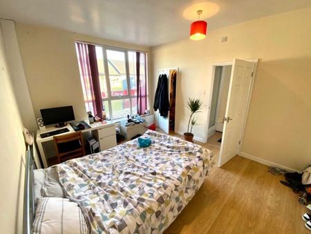 3 bedroom house share to rent - Photo 4