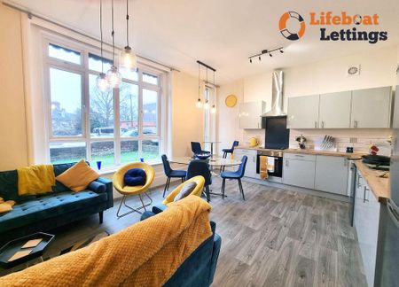 1 bedroom in a house share to rent - Photo 2