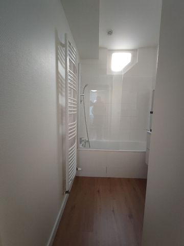 Location Appartement 2 pièces 44m² - Photo 5