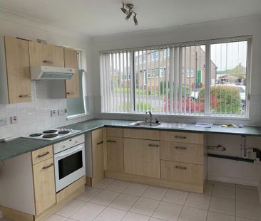 2 bedroom bungalow to rent - Photo 3