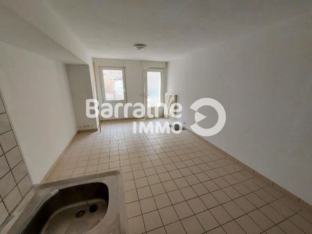 Location appartement à Cléder, 2 pièces 47.37m² - Photo 5