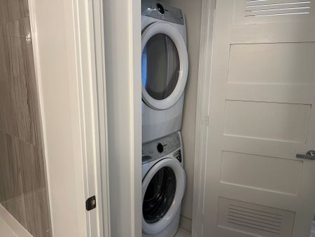 For Lease - 333 Sunseeker Avenue Unit# 616, Innisfil, Ontario - Photo 2