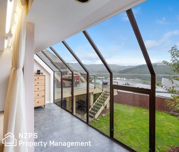 225 Larnach Road, Waverley - Photo 2