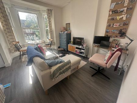 1 bedroom flat to rent - Photo 4