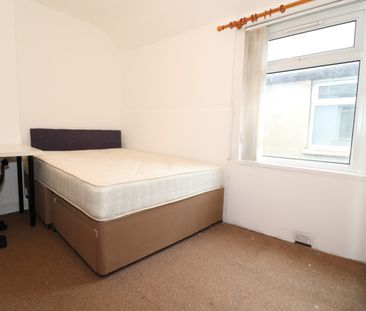 Whitchurch Road, Heath - Photo 4