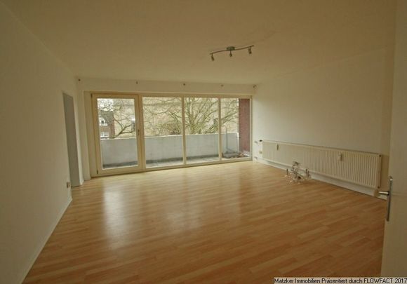 Zentral, geräumig, mit Balkon und Einbauküche! - Photo 1