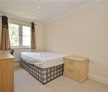 The Gables, Guildford, Surrey, GU2 9JR - Photo 3