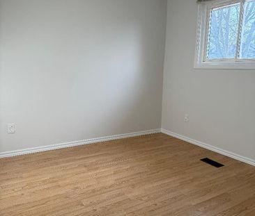 For Lease - 24 Cole Avenue, Clarington, Ontario - Photo 3