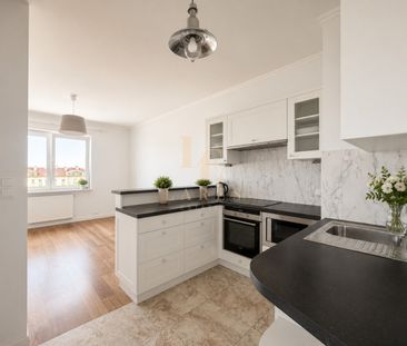Metro Kabaty|2-pok| 70 m2| Loggia| Parking - Photo 3