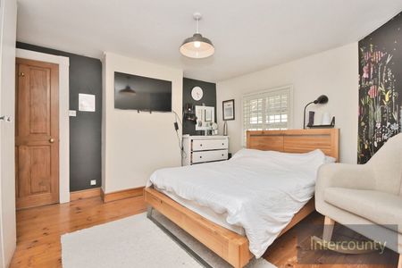 Trinity Street, CM23, Bishop'S Stortford - Photo 4