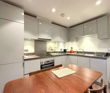 2 Bed Flat, Rathbone Market, E16 - Photo 6