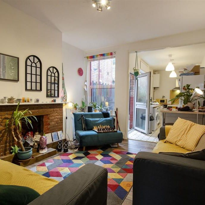 4 bedroom house to rent - Photo 1