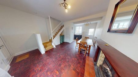 2 bedroom terraced house to rent - Photo 2