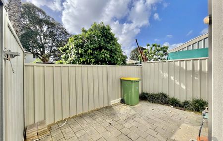 8/77 Surrey Road, RIVERVALE WA 6103 - Photo 2