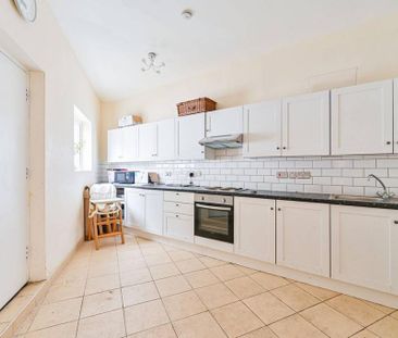 5 bedroom house to rent - Photo 2