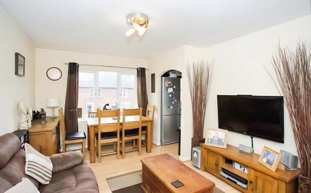 1 bedroom flat to rent - Photo 1