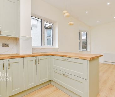 5 bedroom semi-detached house to rent - Photo 4