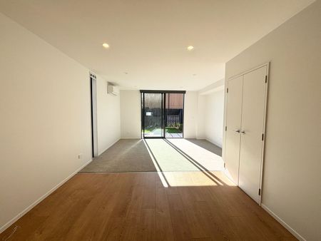 1/88 Holly Road, St Albans, NZ 8014 - Photo 4