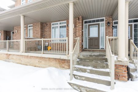 914 Castlemore Avenue - Photo 2