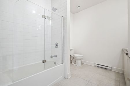 Appartement à louer - Laval (Chomedey) (Place Renaud) - Photo 4