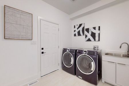 For Lease - 452 D'arcy Street Unit# Main Unit, Newmarket, Ontario - Photo 2