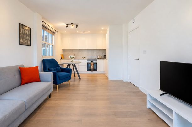 2 Bed Flat, Kennington Lane, SE11 - Photo 1