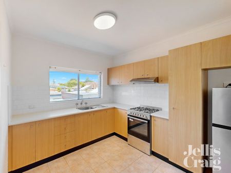 8/36 Railway Parade, Murrumbeena - Photo 4