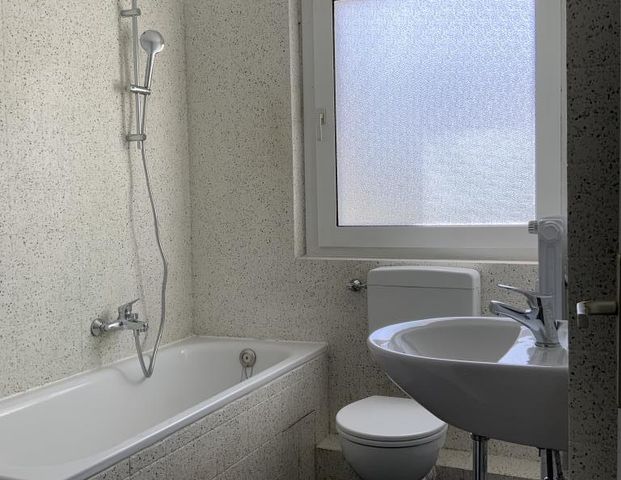 Gemütliche Etagenwohnung in Gelsenkirchen zu vermieten - Photo 1