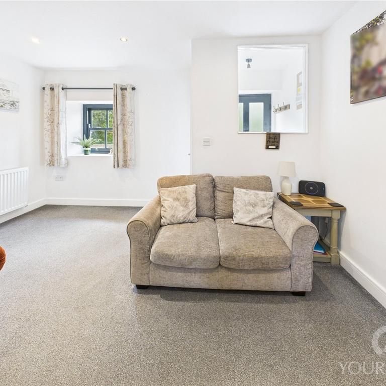 2 bedroom terraced house to rent - Photo 1