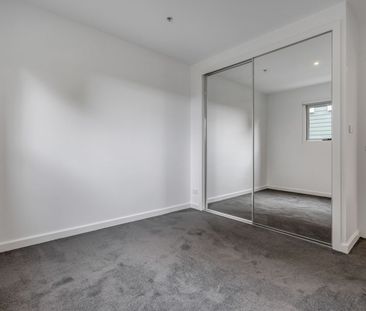 Centrally located apartment on Bell Street! - Photo 5