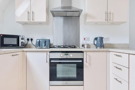 2 bedroom flat to rent - Photo 4