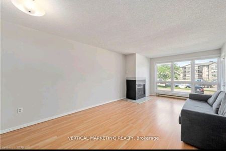 For Lease - 1 Jacksway Crescent Unit# 208, London North, Ontario - Photo 5