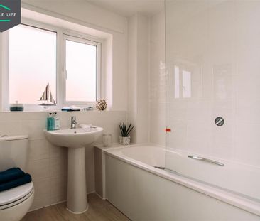 3 bedroom terraced house to rent - Photo 6