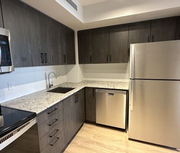 For Lease - 20 Meadowglen Place Unit# 905, Toronto, Ontario - Photo 6