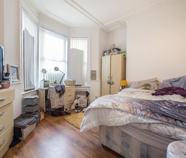 3 bed flat to rent in Dinsdale Road, Sandyford, NE2 - Photo 3