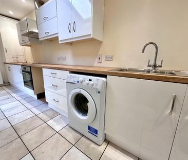 31 Imperial Drive, Belfast, BT6 8JH - Photo 3