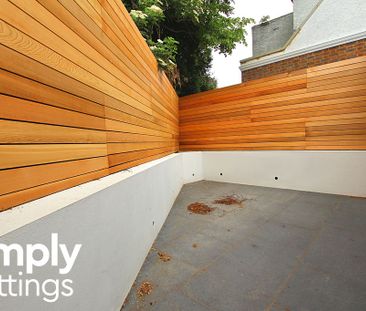 4 Bed property for rent - Photo 5