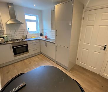 Brentwood Road, Clarendon Park, Leicester, LE2 - Photo 3