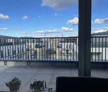 Penthouse de inchiriat in Sibiu - 3 camere, terasa de 52 mp, loc de parcare privat, zona Stefan cel Mare - Photo 1