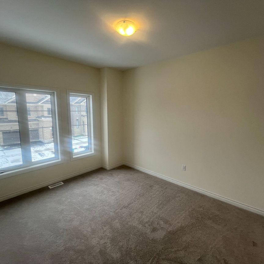 For Lease - 2 Fuller Street, Brampton, Ontario - Photo 1